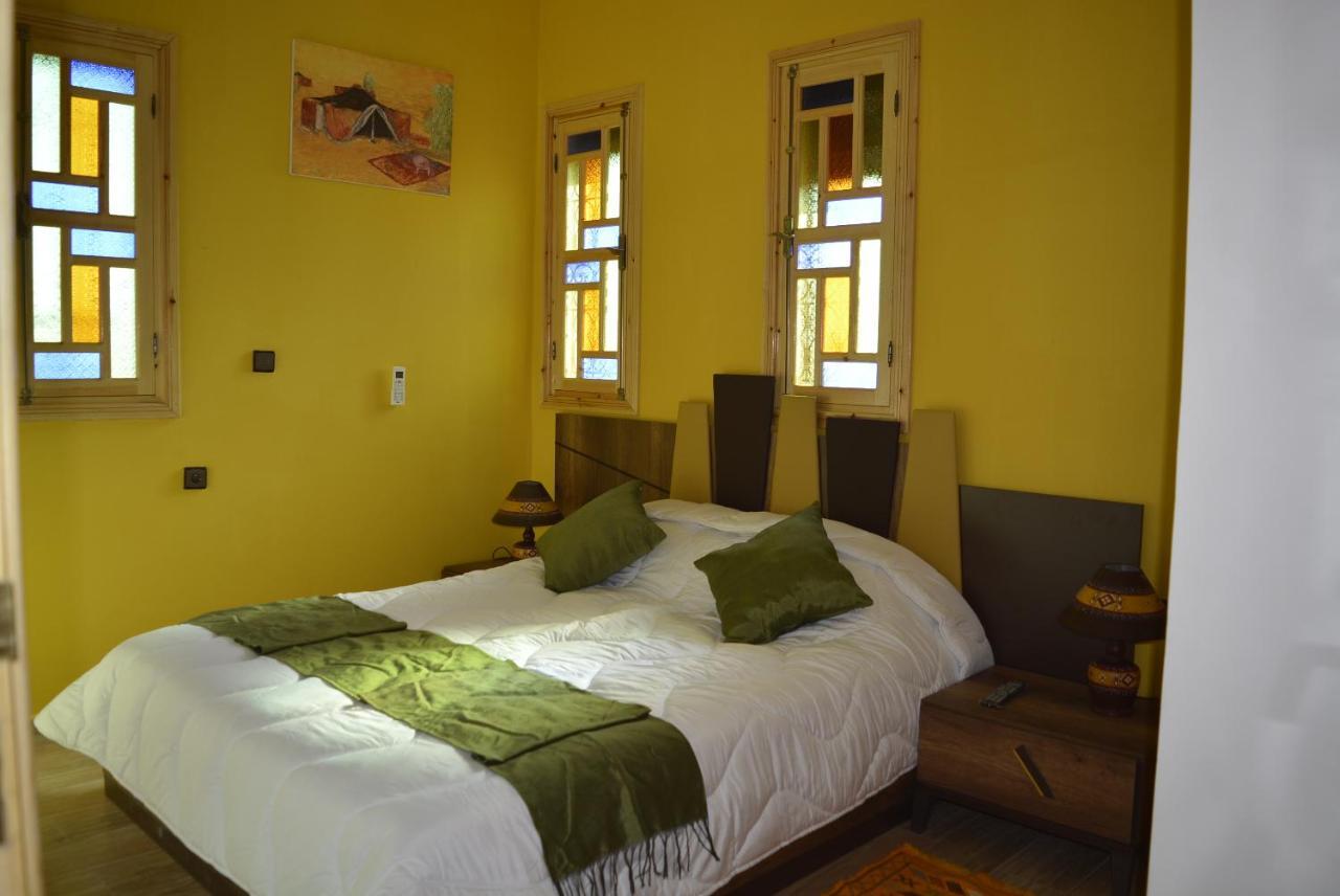 Maison D'Hotes Tinwitchi 艾济拉勒 外观 照片